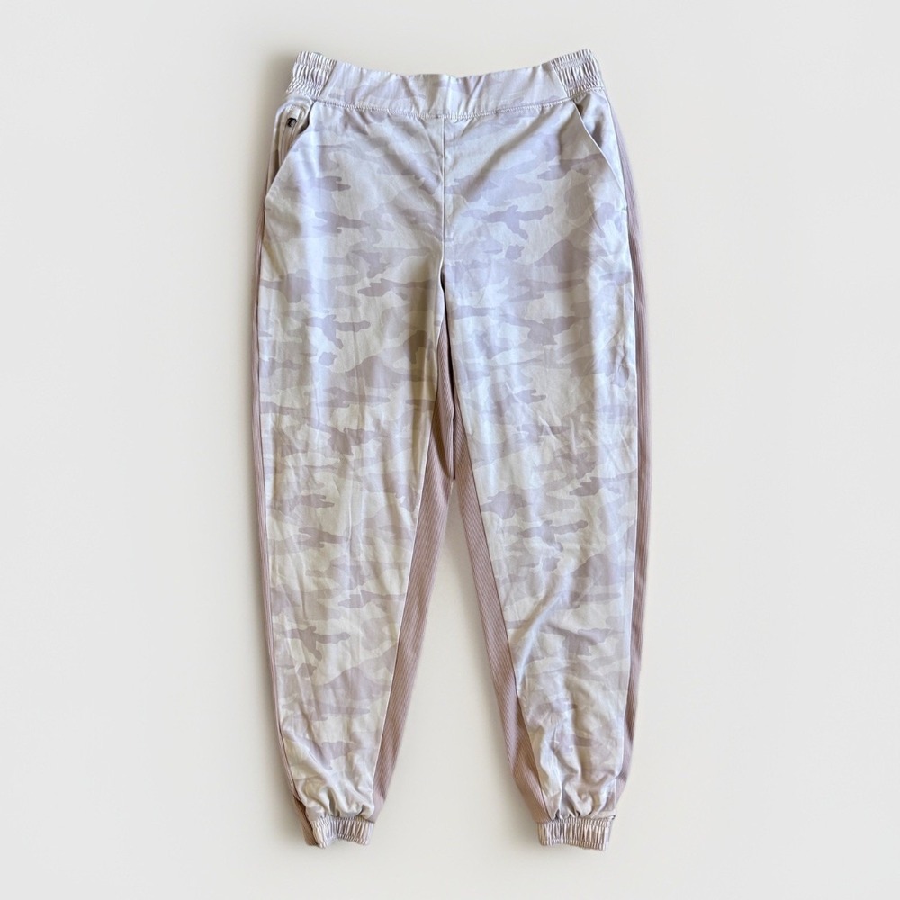 Athleta Brooklyn Lined Camo Jogger Sz 8 M Lavender Athleisure‎ Comfort 985549